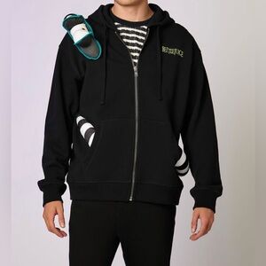 NWOT Beetlejuice Embroidered Black Zip-Up Hoodie Sz XL
